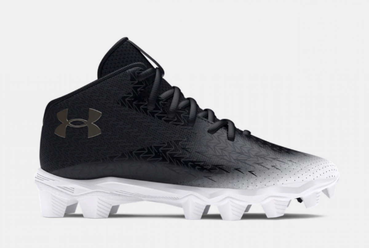 FOOTBALL CLEATS